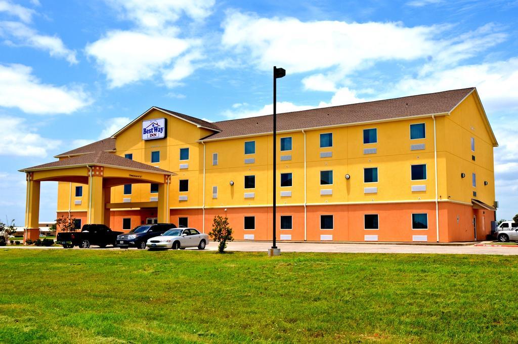 Best Way Inn Cleburne Exteriör bild