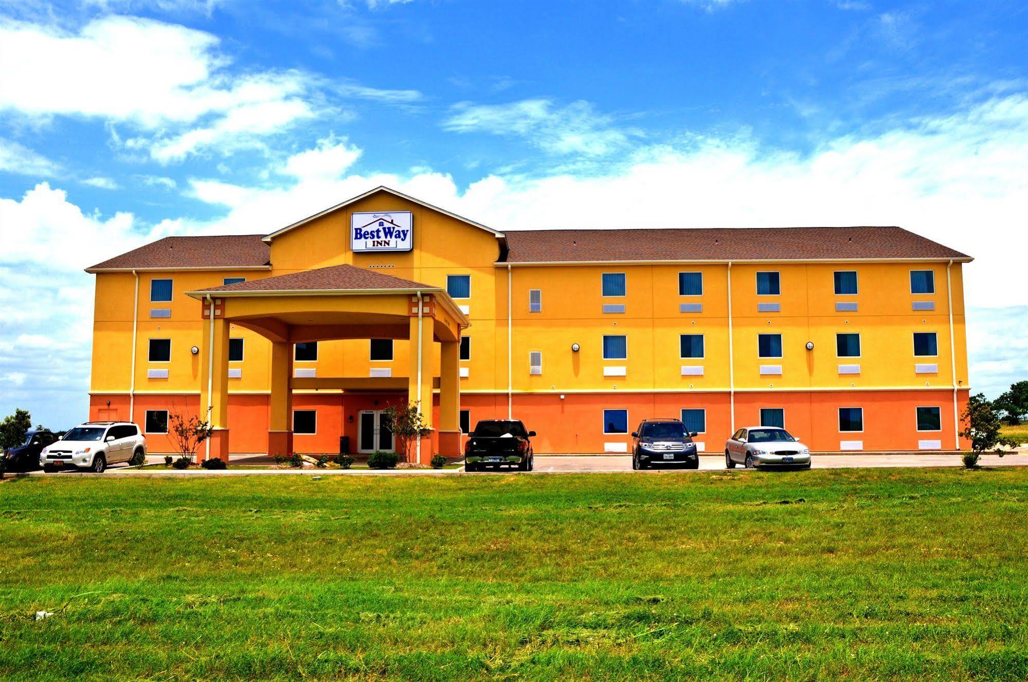 Best Way Inn Cleburne Exteriör bild